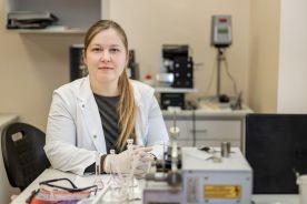 Latvijas zinātnieki pēta jaunu biomateriālu, kas veicinātu audu reģenerāciju un novērstu infekciju risku