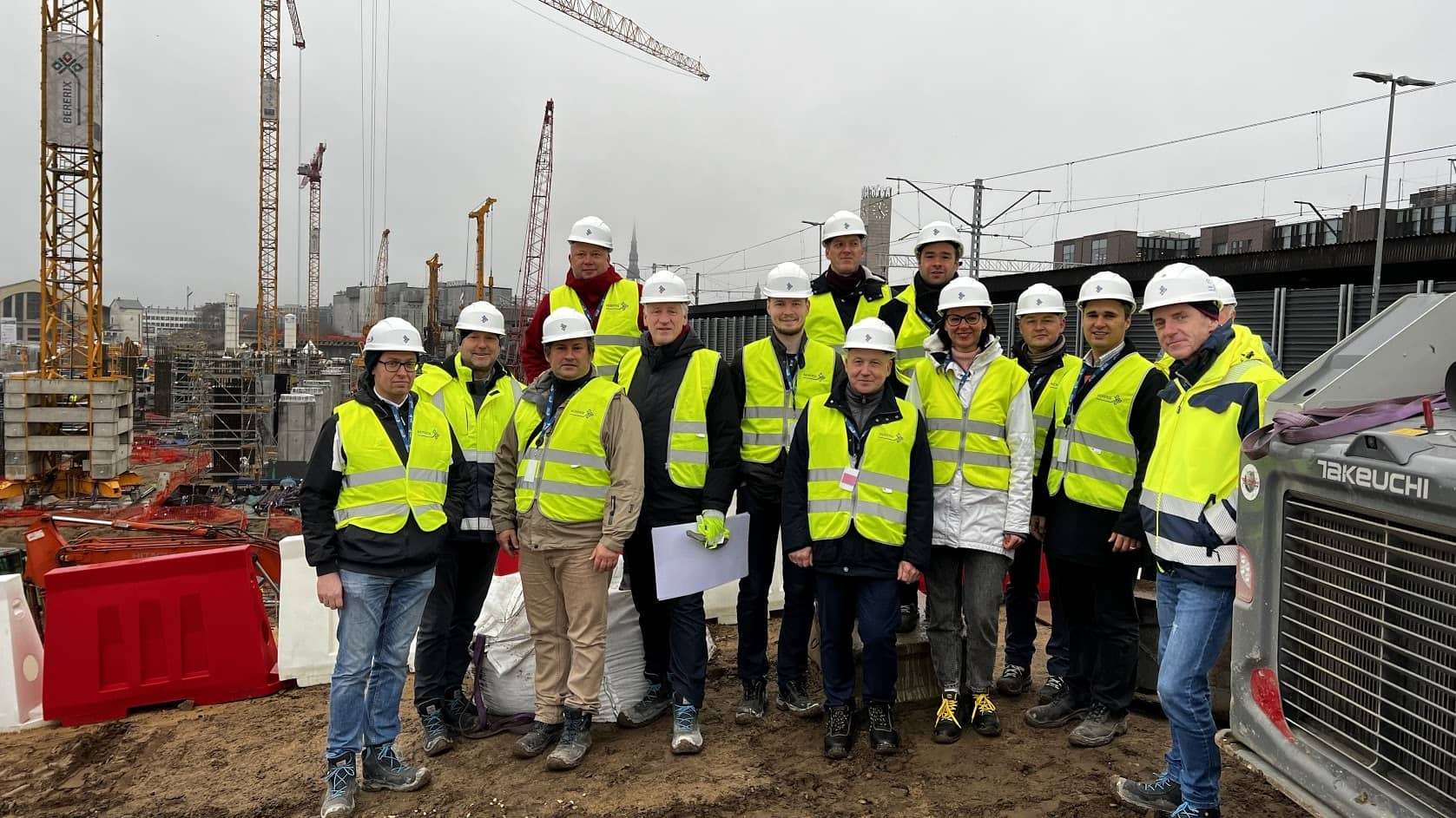 RTU pārstāvji viesojas pilnsabiedrībā «BERERIX» un novērtē «Rail Baltica» Centrālā mezgla būvdarbu gaitu