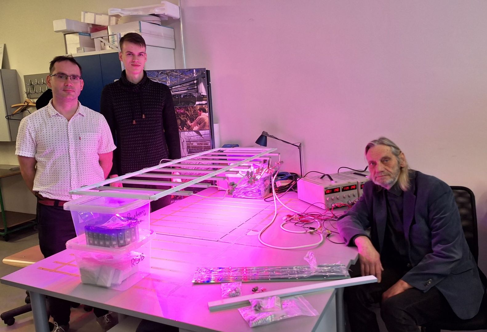 RTU radīta inovatīva LED sistēma augu audzēšanai siltumnīcās