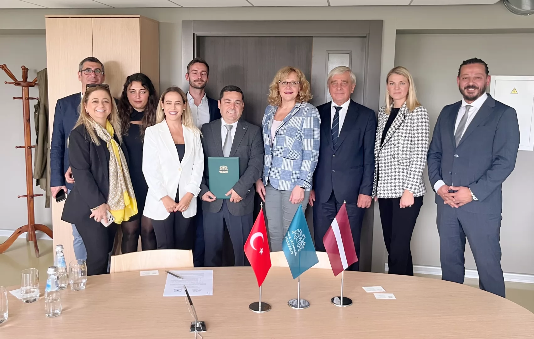 Lider Koleji (Turkey) Visits RTU Campus and Signs Agreement for Academic Cooperation
