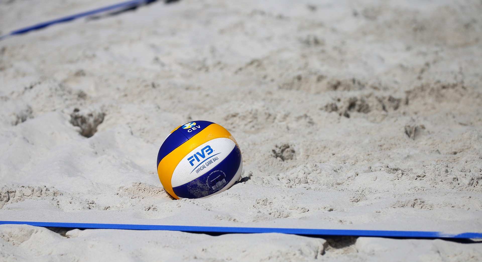 Studentu sporta spēļu semestra ietvaros aicina piedalīties pludmales volejbola turnīrā
