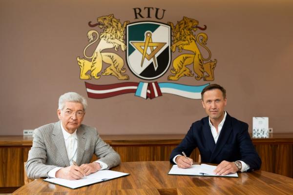 Parakstot sadarbības memorandu ar Latvijas Airēšanas federāciju, RTU apņemas veicināt airēšanas sporta attīstību universitātē