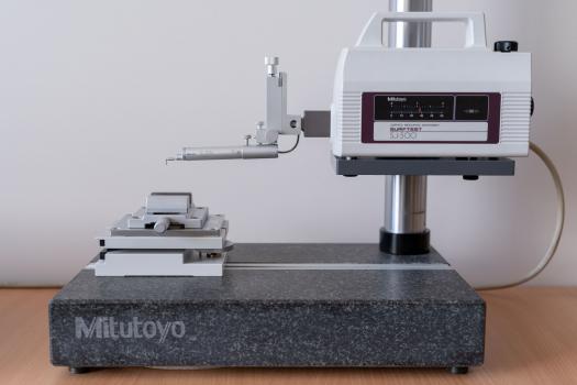 Surface Roughness Tester Mitutoyo