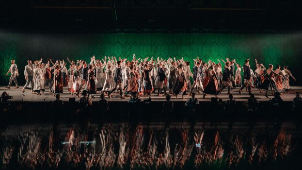 RTU TDA «Vektors» ar krāšņu deju uzvedumu «Aiz ko garš pavasar's?» un lielkoncertu atzīmējis 65 gadu jubileju!