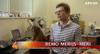 RTU profesors Remo Merijs-Meri skaidro par plastmasas izstrādājumu piemērotību produktu saldēšanai