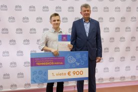 RTU zinātniskās pētniecības darbu konkursā uzvar Inženierzinātņu vidusskolas skolēns