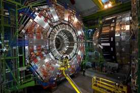 RTU zinātnieki Liepājas skolēniem stāsta par fiziķu un inženieru darbu CERN
