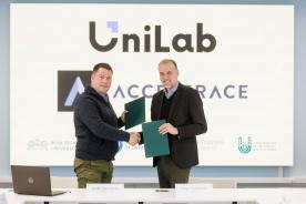 Akcelerācijas fonds «Accelerace» un zinātņu universitāšu inkubators «UniLab» vienojas par sadarbību jaunuzņēmumu attīstīšanai Latvijā