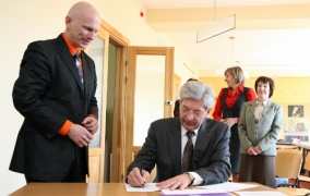 Parakstīts memorands par jaunas Baltijas – Vācijas pilsētbūvniecības studiju programmas izveidi