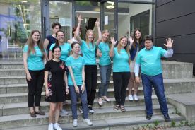 Aicina skolēnus un viņu mentorus piedalīties erudīcijas konkursā un cīnīties par ceļojumu uz Šveici