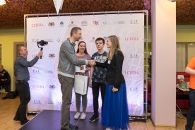 RTU Inženierzinātņu vidusskolas komanda iegūst «Elektronikas dienas» Inovāciju balvu