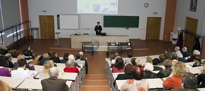 Labākie Latvijas ķīmijas un dabaszinātņu skolotāji saņem balvas