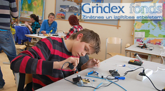 Noslēdzas RTU un «Grindeks» organizētais projekts «Tehniskā jaunrade skolās»