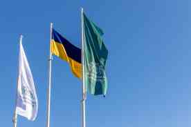 RTU grants scholarships to Ukrainian students and flies Ukrainian flag in Kipsala